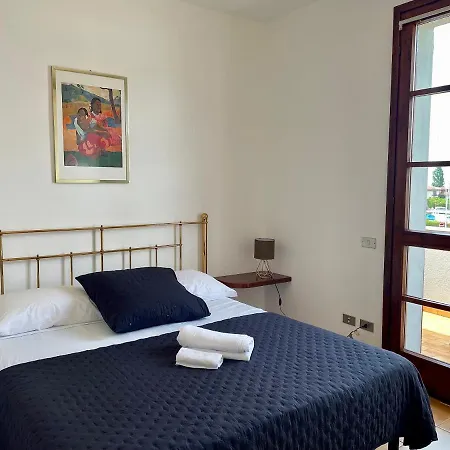 Apartment Porto 2 Apt Sirmione Sirmione